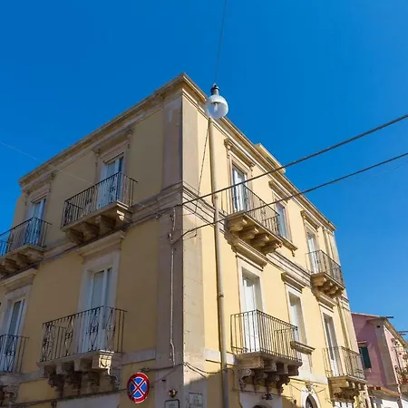 Al Corso * Noto
